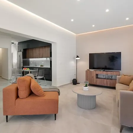 Апартаменти Coralie 3 Bedroom 40m From The *