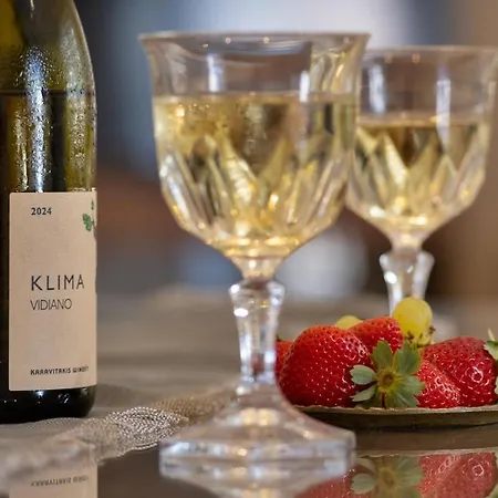 Апартаменти Coralie 3 Bedroom 40m From The Ханья (Крит)