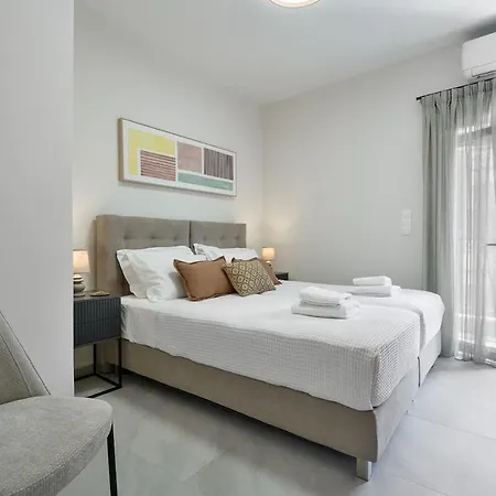 Coralie 3 Bedroom 40m From The *