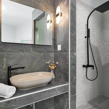 Apartmán Coralie 3 Bedroom 40m From The