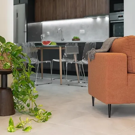 アパート Coralie 3 Bedroom 40m From The ハニア